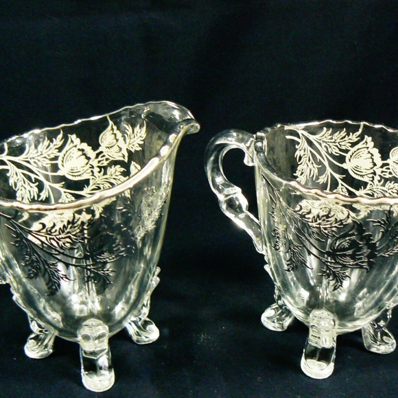 VINTAGE SILVER CITY FLANDERS FLOWERS CLEAR GLASS FOOTED SUGAR BOWL & CREAMER SET - Picture 1 of 10